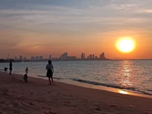Krating Lai Beach from Pattaya