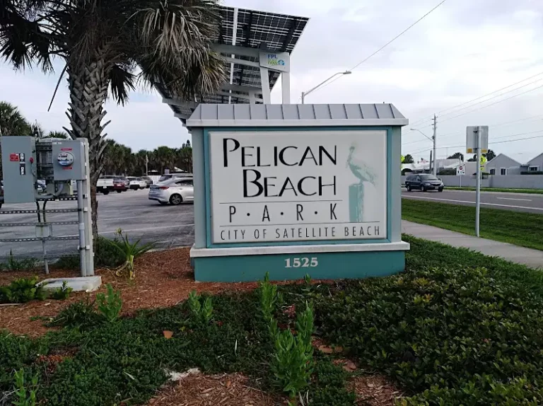 Pelican Beach Park from Merritt Island