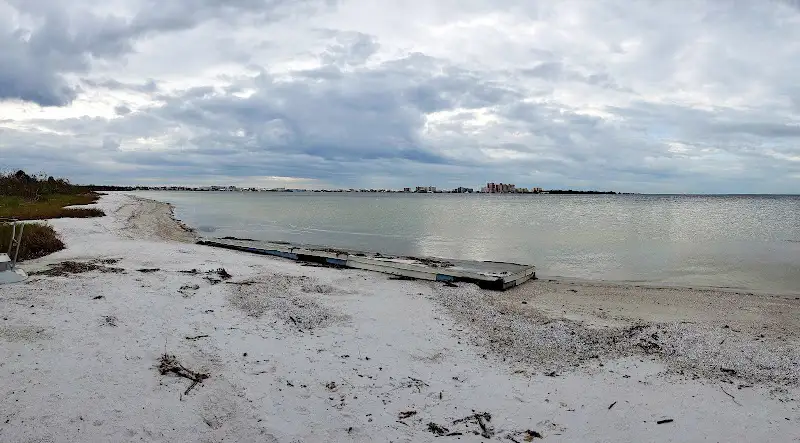 San Carlos Bay - Bunche Beach Preserve - Exploding Travel