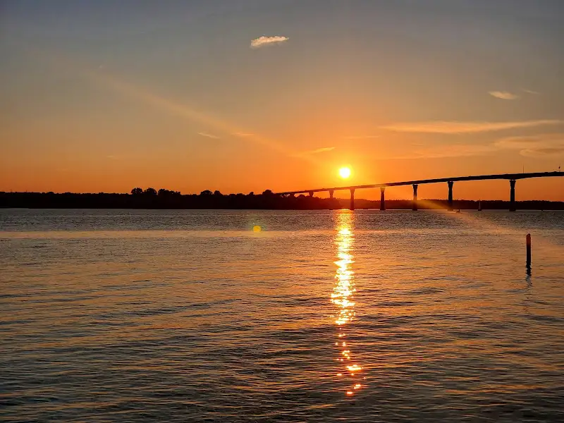 Solomons Island Boardwalk - Exploding Travel