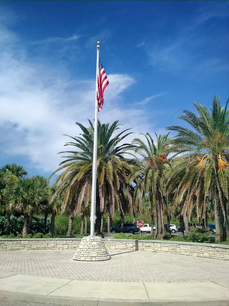 Tiki Gardens - Indian Shores Beach Access - Exploding Travel